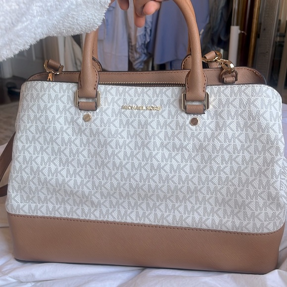 Authentic Michael Kors handbag - Picture 9 of 9